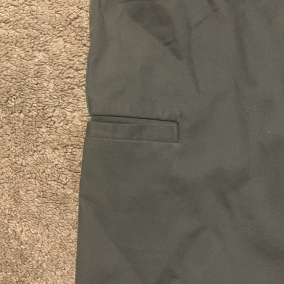Green khaki pants - Picture 6 of 6